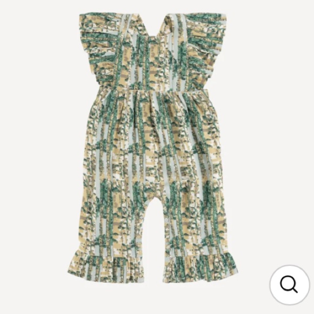 NWOT Kate Quinn Bamboo Ruffle Strap Coverall- sz 6-12 months